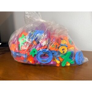 HUGE LOT PLASTIC MAGNETIC LETTERS  6.5 LBS!! DIFFERENT SIZES BRIGHT COLORS